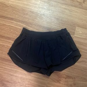 Lululemon Hotty hot shorts